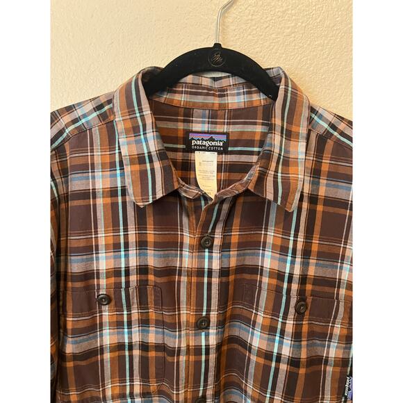 PATAGONIA M'S PIMA ORGANIC COTTON LONG SLEEVE BUTTON DOWN PLAID DRESS SHIRT - Picture 7 of 12